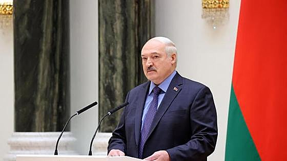 Bielorrusia incluye por primera vez armas atómicas en su programa militar