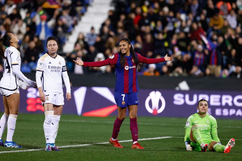 Salma Paralluelo, autora de dos goles ante el Real Madrid.