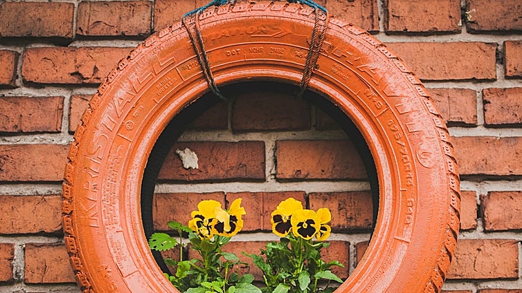 Renueva el ambiente de tu casa con estos maceteros colgantes originales