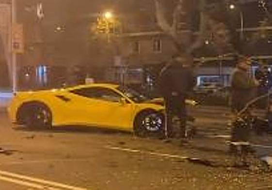Ferrari 488 GTB destrozado en la Castellana