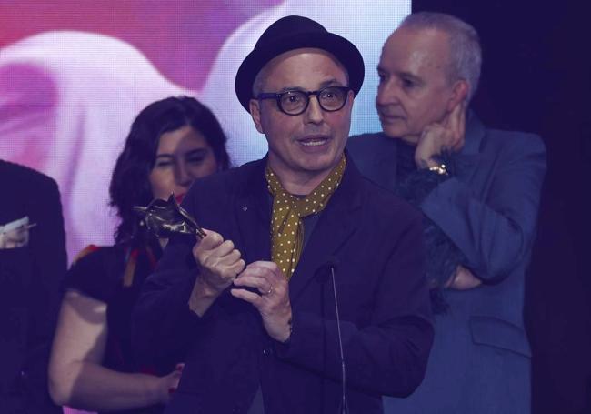 Pablo Berger ganó el Feroz a mejor comedia con 'Robots Dreams'.