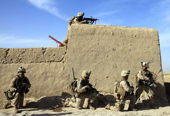 Soldados estadounidenses durante una operación.