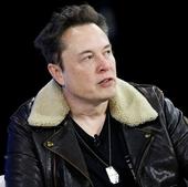 Elon Musk implanta el primer chip cerebral de Neuralink en un ser humano