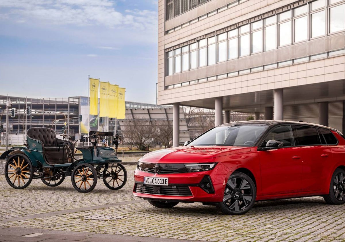 La marca celebra 125 años fabricando coches