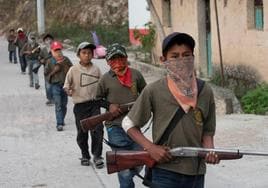 Niños de menos de 15 años para luchar contra la violencia en México