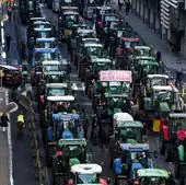 Planas acelera su encuentro con los agricultores para evitar el bloqueo que amenaza a Europa