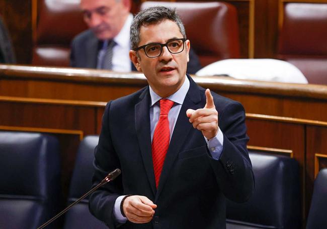 El ministro de Presidencia y Justicia, Félix Bolaños, en el Congreso.