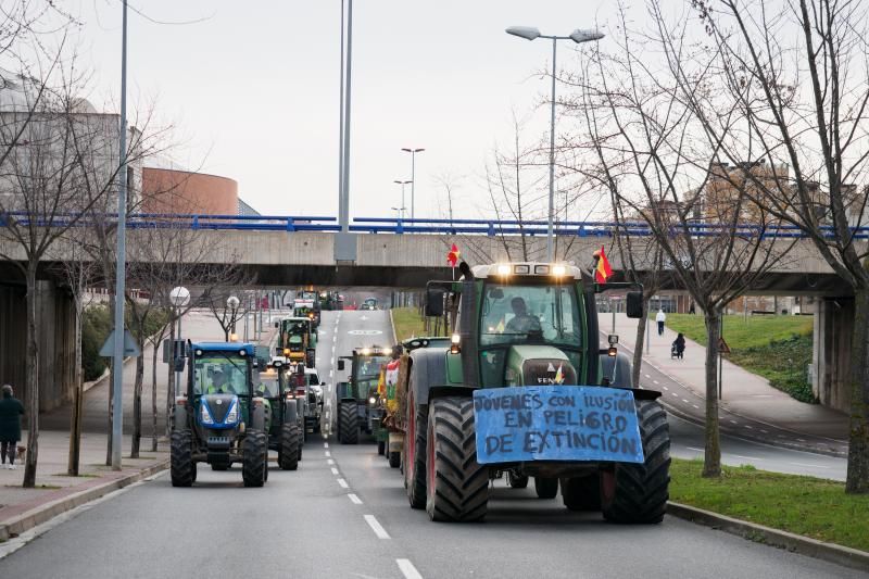 Tractores se manifiestan en La Rioja.