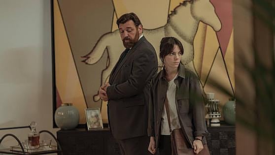 Desvelado el tráiler de 'Reina Roja', que dirige Koldo Serra