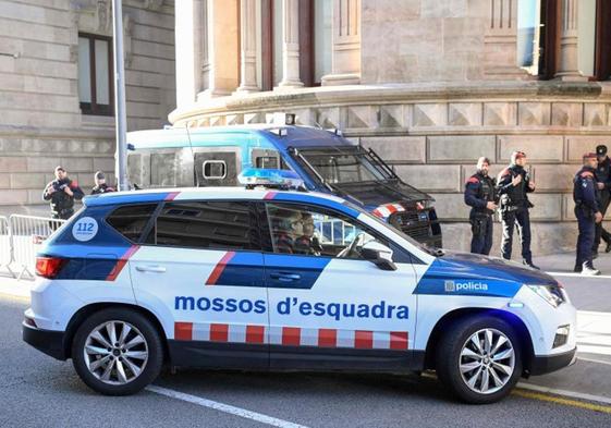 Mossos d'Esquadra.