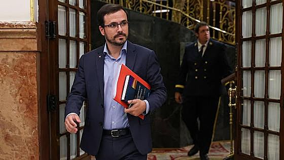 Garzón achaca al «revuelo» en la izquierda su renuncia a la consultora de José Blanco