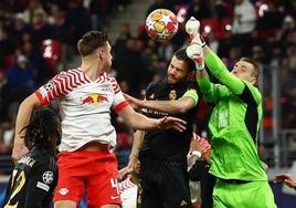 Lunin, contra el Leipzig