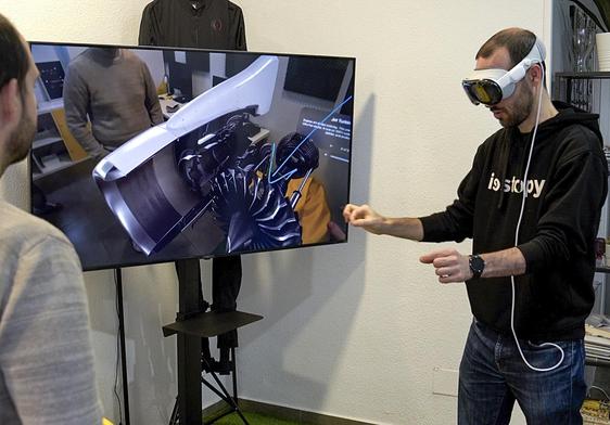 Prueba de las gafas Apple Vision Pro de la tecnológica estadounidense.