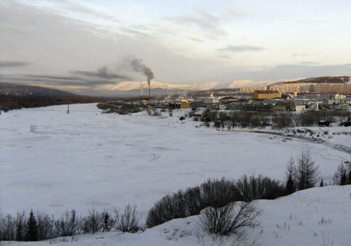 La prisión se encuentra al norte del círculo polar ártico.