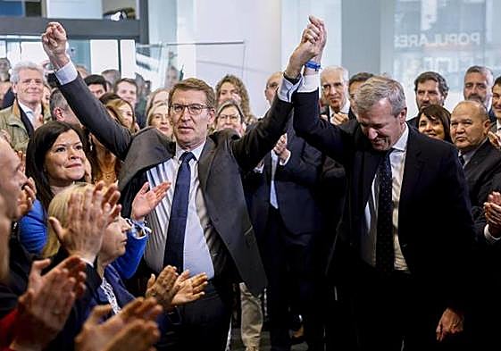 Feijóo recibe este martes en la sede nacional de Génova al ganador de las elcciones autonómicas en Galicia, Alfonso Rueda.