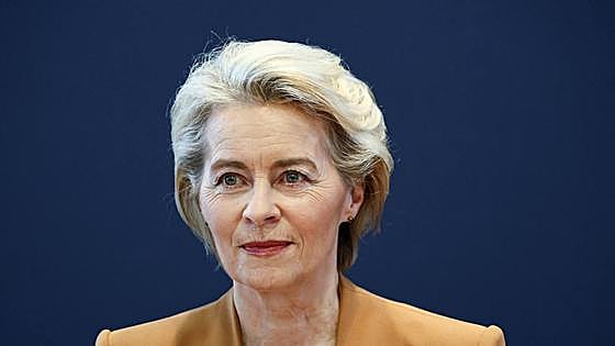 Bruselas anuncia que desbloqueará 137.000 millones de fondos congelados a Polonia