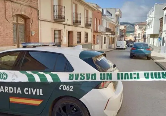 Un coche de la Guardia Civil en Aldea del Rey (Ciudad Real).