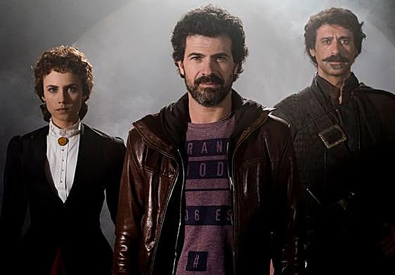 Una imagen promocional con los protagonistas de 'El Ministerio del Tiempo'.
