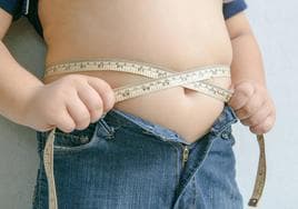 La tasa se ha cuadruplicado en dos décadas en la población de 5 a 19 años, según el estudio encargado por la OMS para el Día Mundial de la Obesidad.