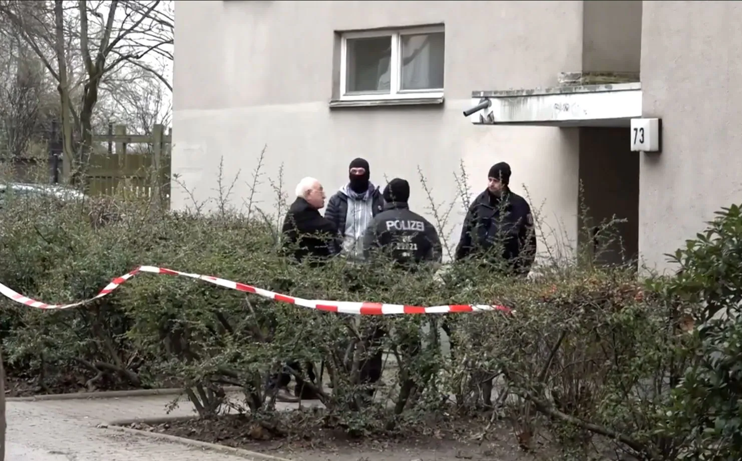 Armes découvertes au domicile berlinois de la terroriste présumée de la RAF, Daniella Klette