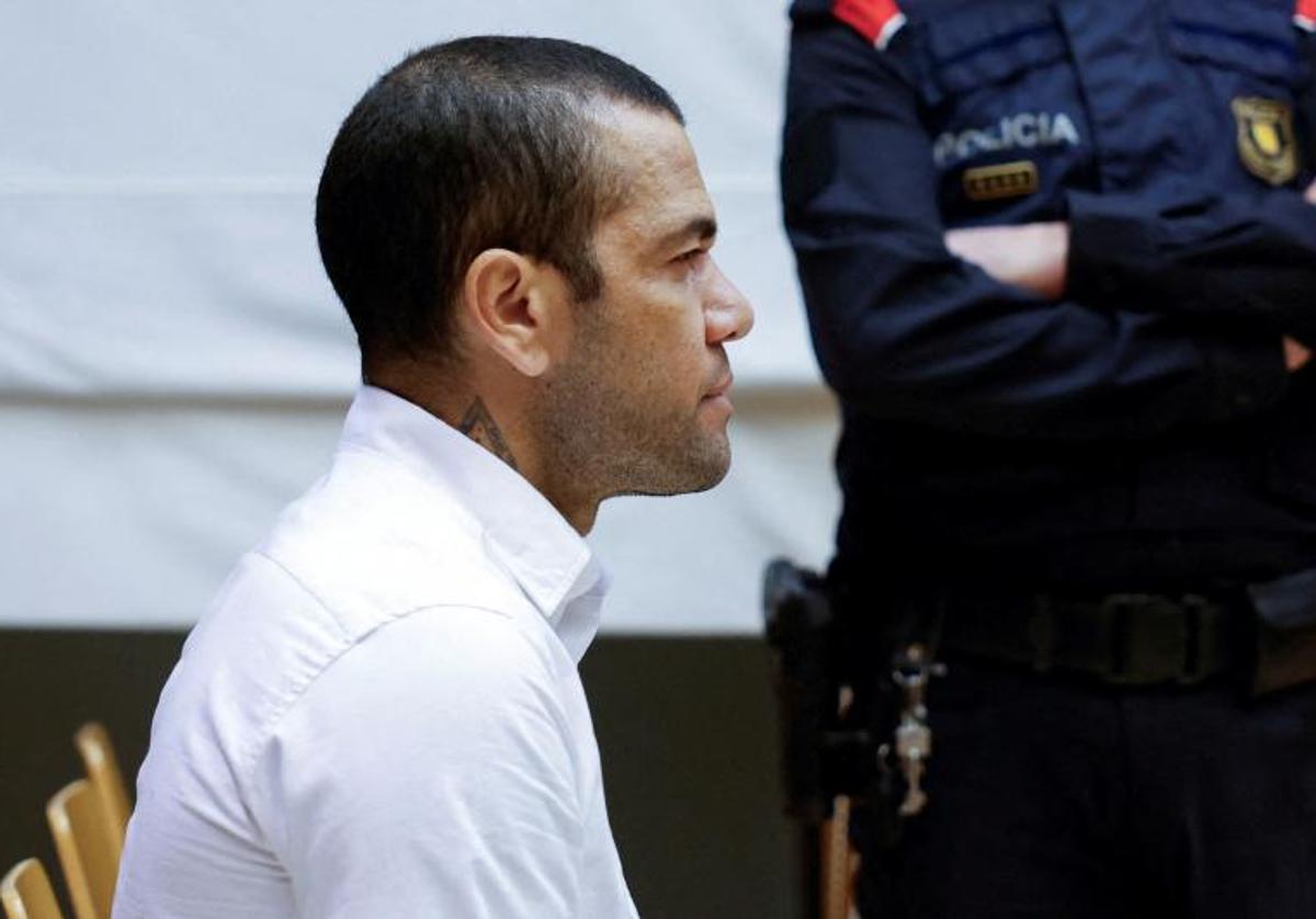 Dani Alves, durante su juicio por violación en la Audiencia de Barcelona.