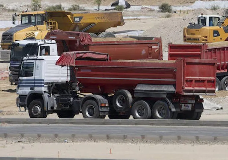 Qué camioneros extranjeros pueden conducir en España sin examen a los que ahora se une Marruecos