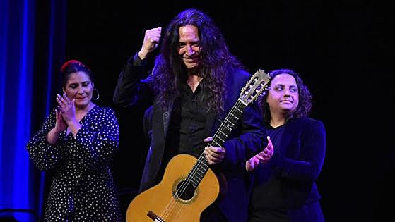 Tomatito presenta a su hijo en Nueva York