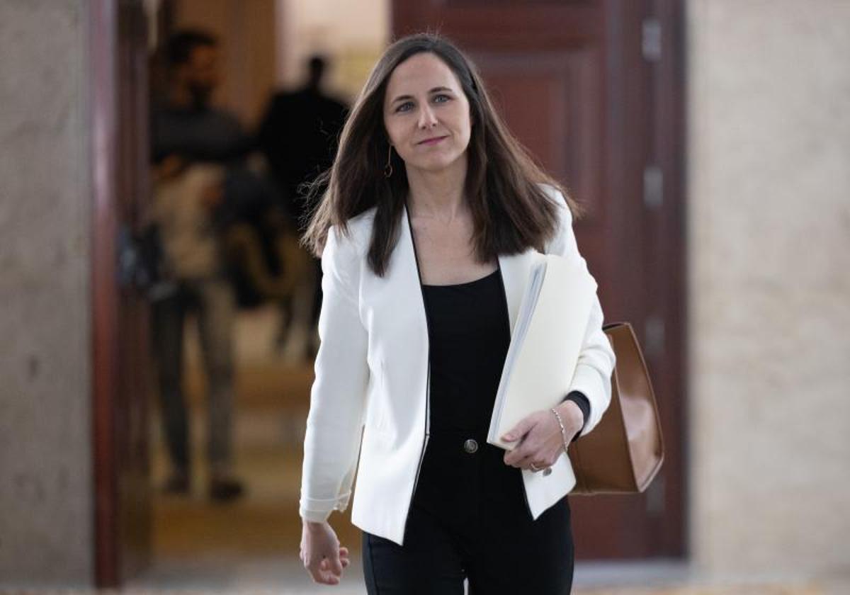 Ione Belarra, a su llegada a una reunión de la Junta de Portavoces, en el Congreso de los Diputados.