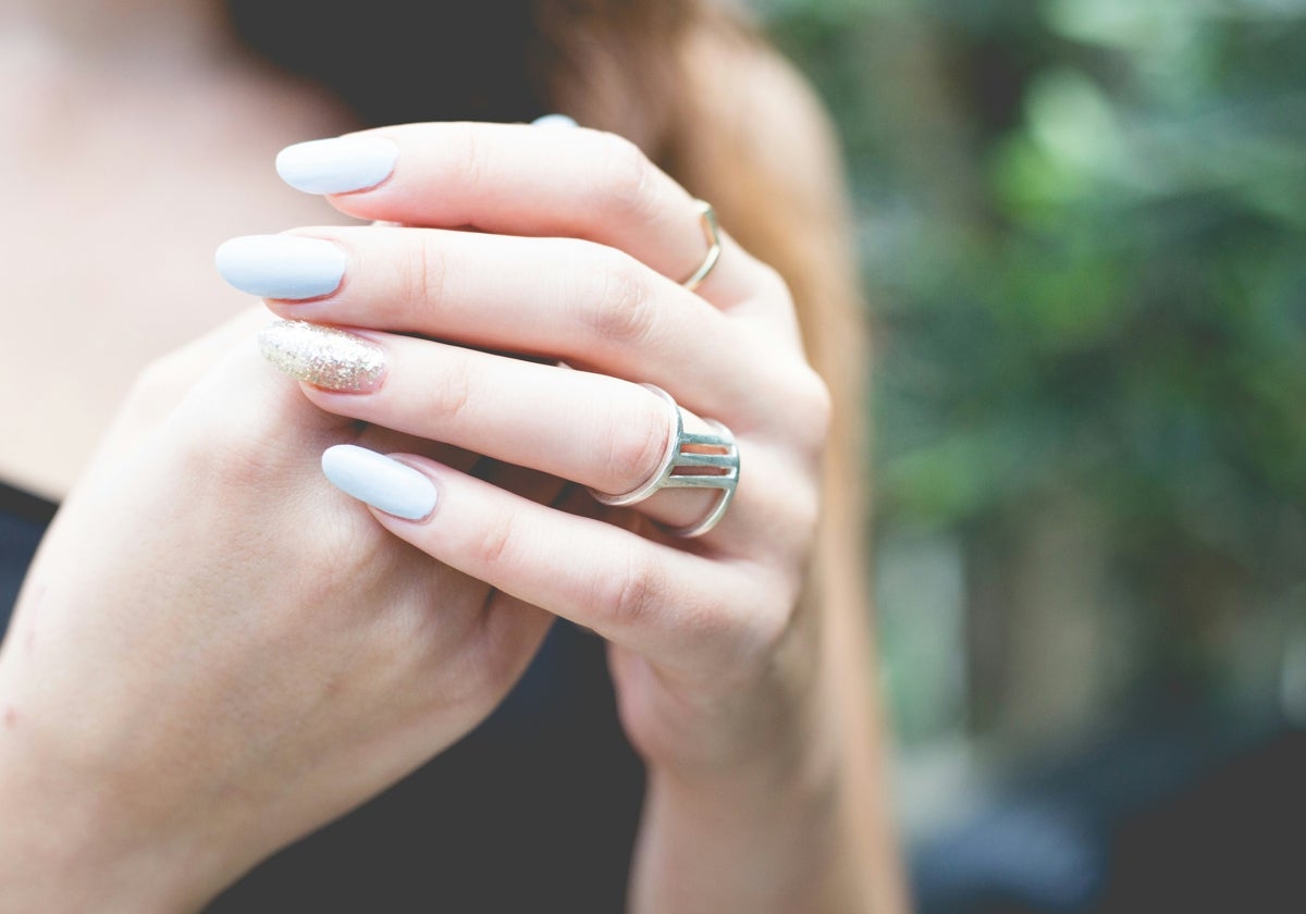 Manicura perfecta en minutos con estos secadores de uñas