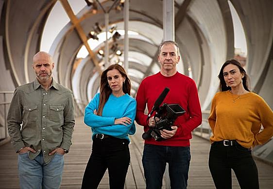 Adolfo Zarandieta, Silvia Ruiz, Nacho Medina y Fanny Boehm, el nuevo equipo de 'Callejeros', en Cuatro.