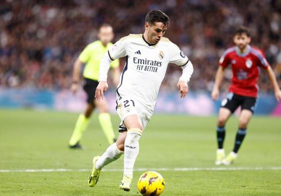 Brahim Díaz conduce el balón en el partido del Real Madrid contra el Celta de este domingo.