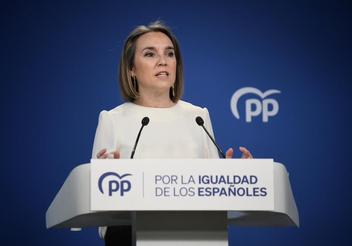 Gamarra compare en rueda de prensa este lunes en la sede nacional del PP.