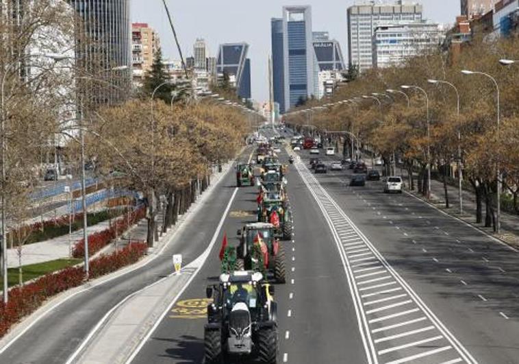 Manifestación agraria en las calles de Madrid.