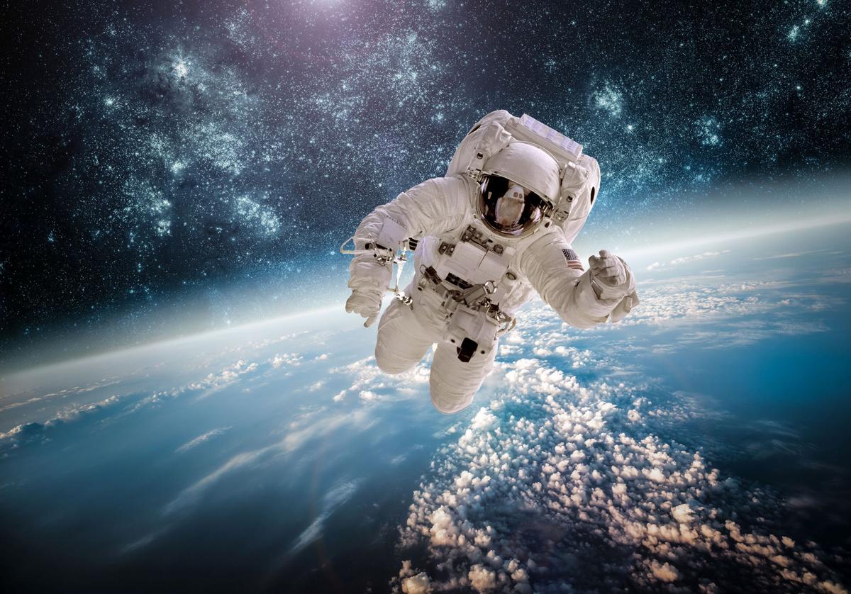 NASA is looking for astronauts