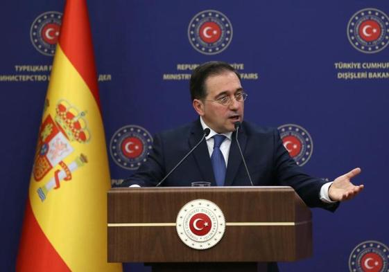 El ministro de Exteriores español, José Manuel Albares, este miércoles en Ankara.