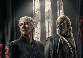 Personajes de Rhaenys Targaryen y Lord Corlis Velaryon en 'La casa del dragón'.