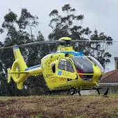 Un helicoptero del servicio de emergencias de la Xunta.