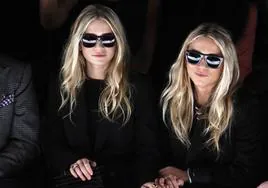 Las gemelas Mary-Kate y Ashley Olsen, en la Semana de la Moda de Nueva York.