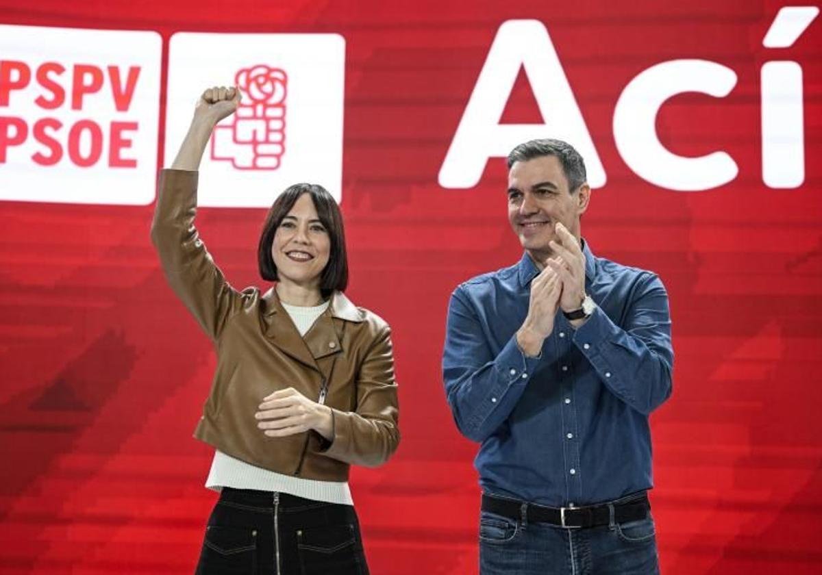 La líder del PSPV y ministra de Ciencia, Diana Morant, y el presidente del Gobierno, Pedro Sánchez.