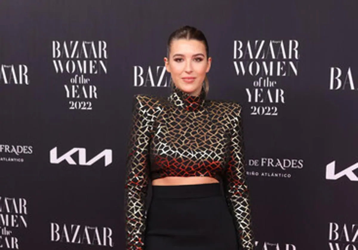 Alba Díaz posando en los premios Women of the Year Bazaar en 2022