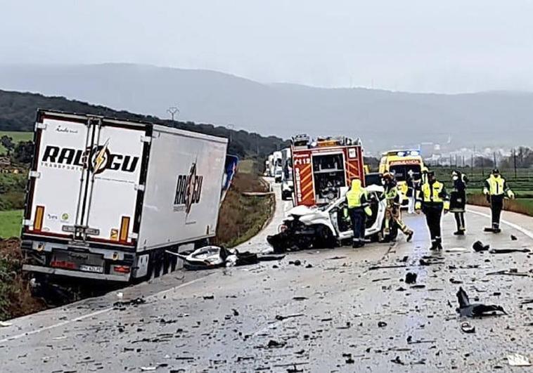 Cinco muertos en dos accidentes de camión en Soria y Granada