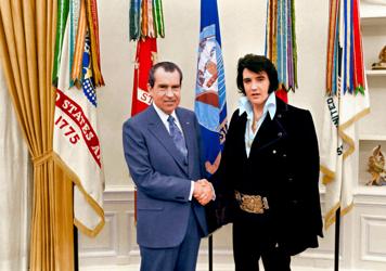 «¿Qué imbécil ha organizado esto?» El delirante encuentro secreto de Nixon y Elvis