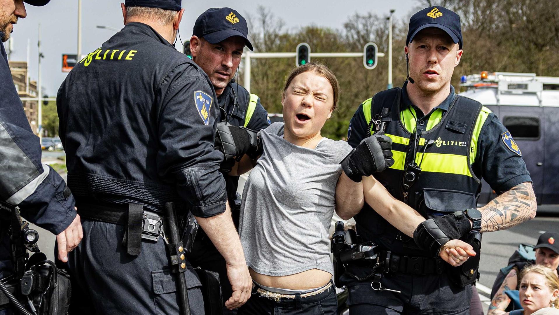 Greta Thunberg, detenida por una protesta medioambiental en Países ...