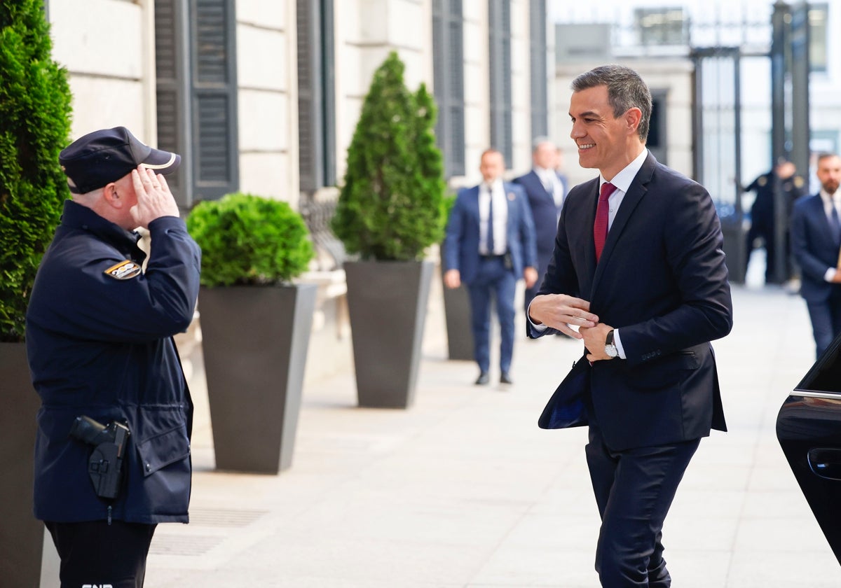 El presidente del Gobierno a su llegada al Congreso este miércoles