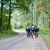 Sácale todo el partido a tus salidas en bici: estos son los accesorios indispensables