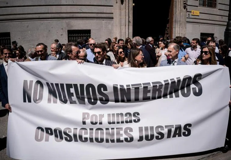 Nueva sentencia sobre interinos: la justicia madrileña rechaza hacerlos fijos