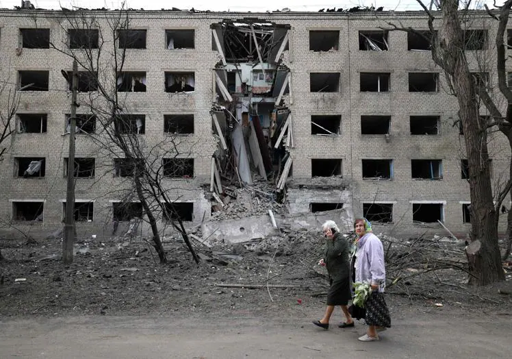 At this rate, there will be nothing left standing in Donbas.