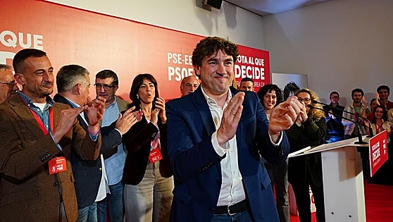 Sánchez recibe un balón de oxígeno en el primer reto de la primavera electoral