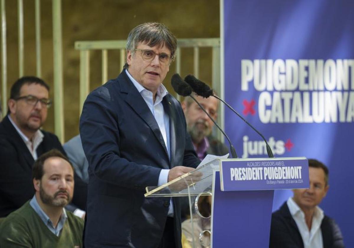 Puigdemont, en un acto político de JxCat en Els Banys i Palaldà