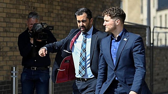 Escocia se sume en una crisis política al romper los independentistas su coalición de gobierno con los Verdes
